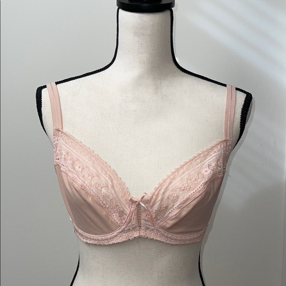 Barely Breezies Lightly Lined Bra